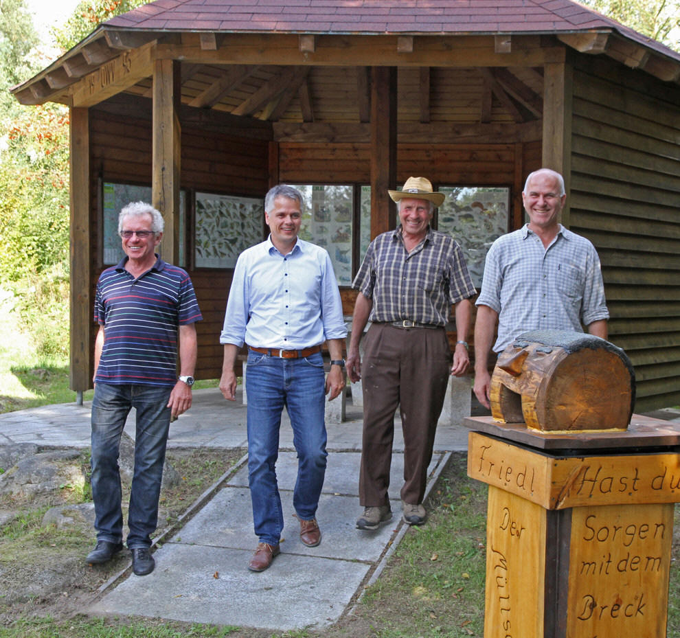 Franz Rosner, Alfred Helgert und Herbert Kraus mit Brgermeister Thomas Meiler